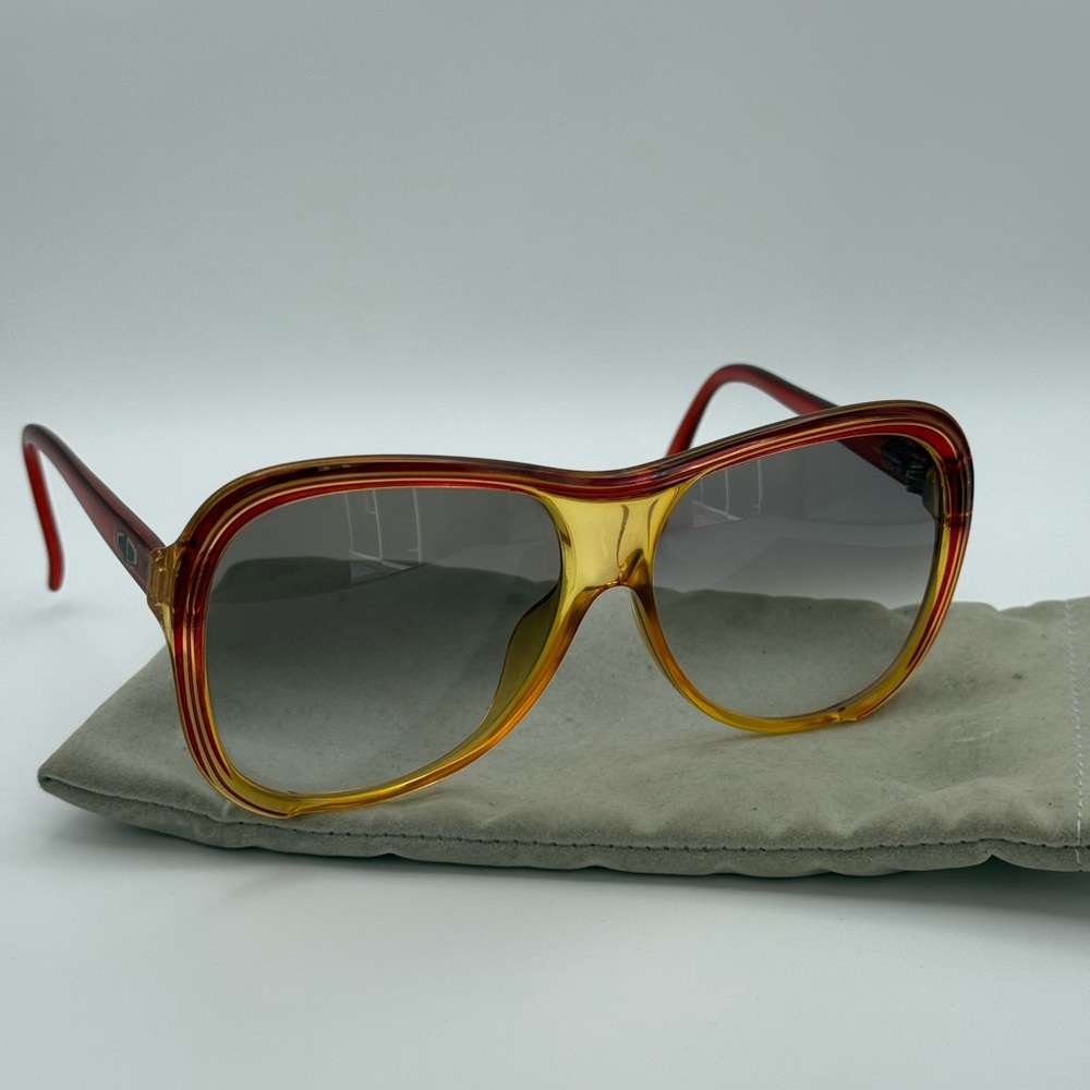 CHRISTIAN DIOR Stylish Sunglasses